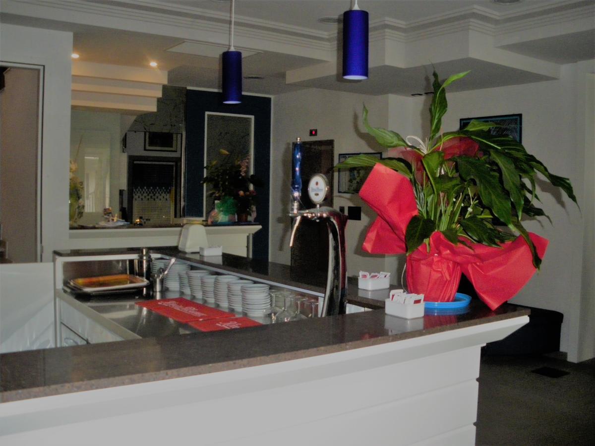 Hotel Amedeo Misano Adriatico Εξωτερικό φωτογραφία